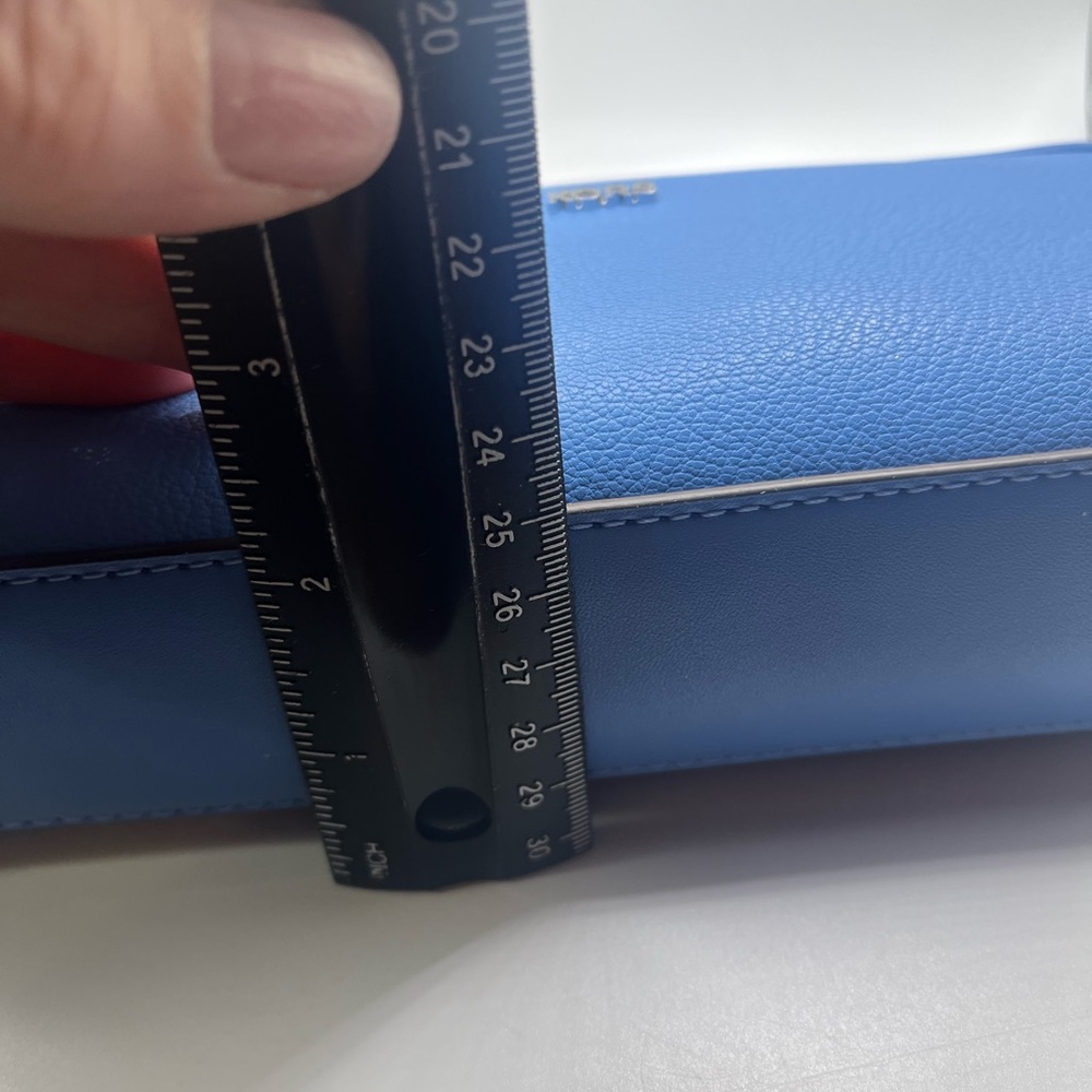 NEW MICHAEL KORS GIFTABLES SOUTH PACIFIC BLUE MEDIUM LEATHER MAKEUP/ PENCIL CASE - Picture 8 of 8